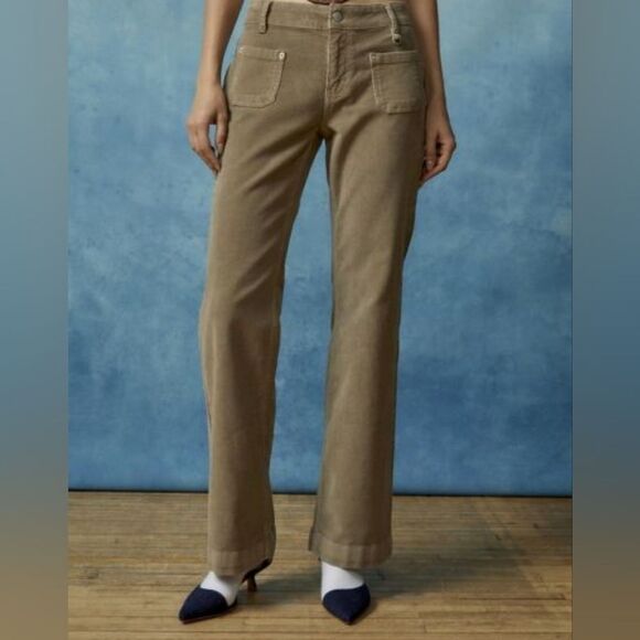 Urban Outfitters beige corduroy flare pants size 6 nwot - Picture 1 of 8